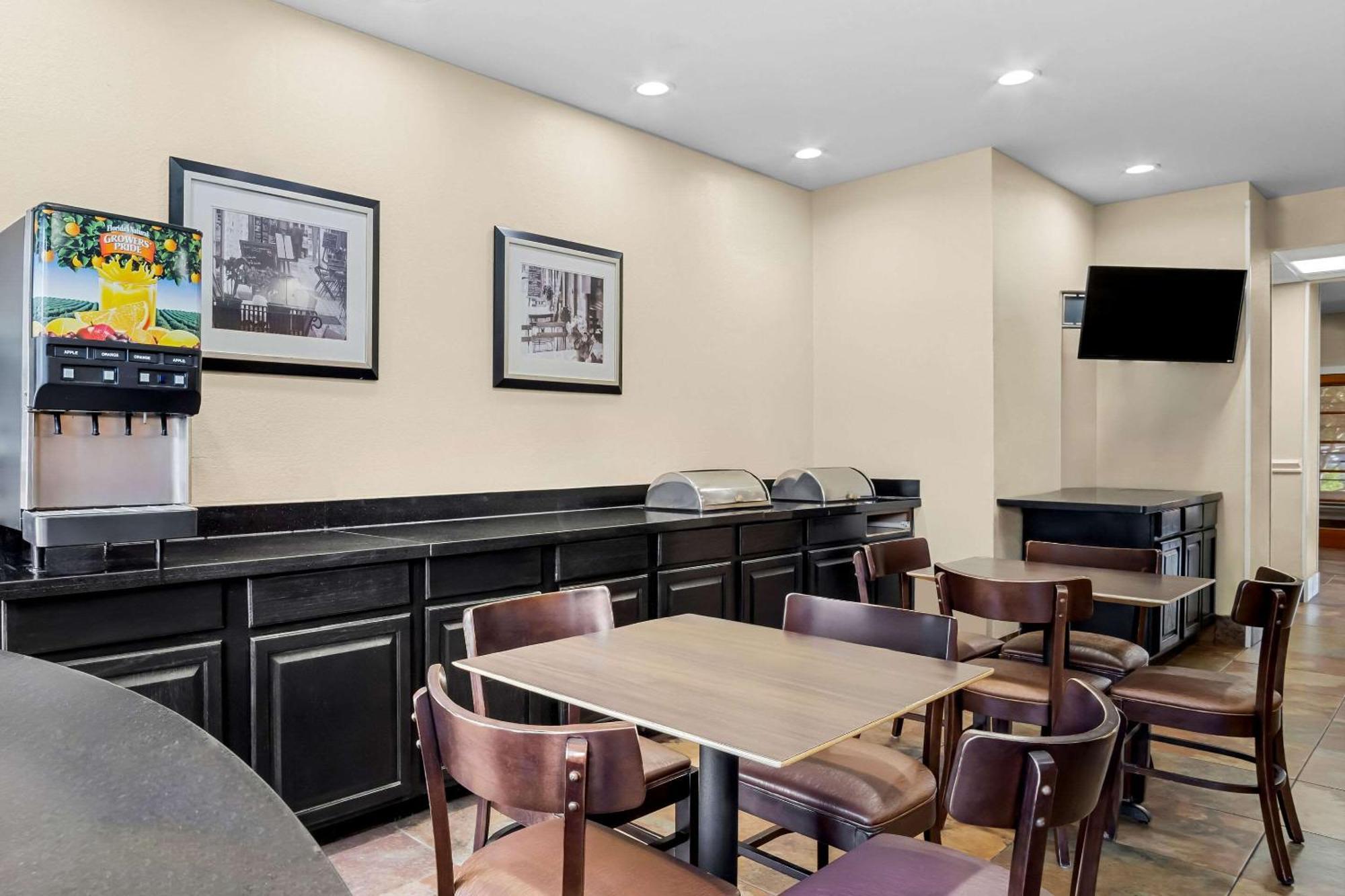 Mainstay Suites Addison-Dallas Exterior foto